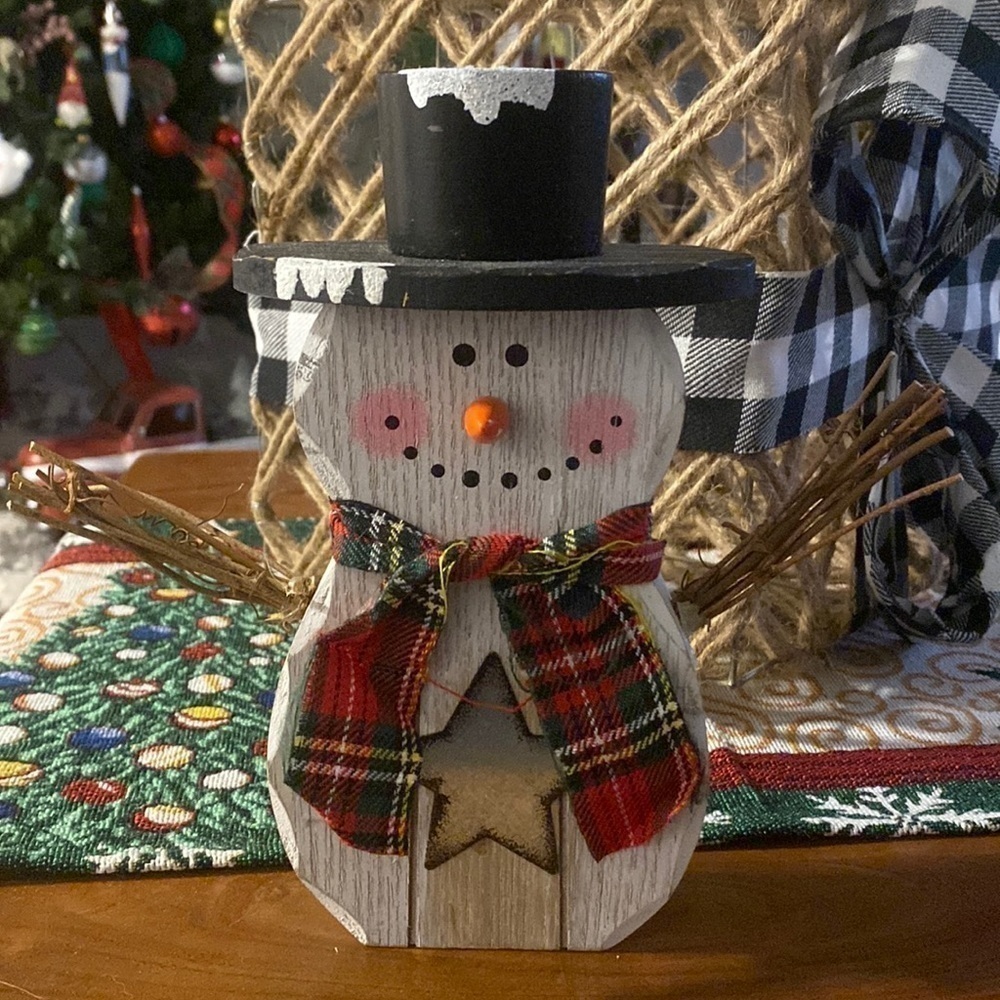 FARMHOUSE SNOWMAN WOOD DECOR  ⛄️